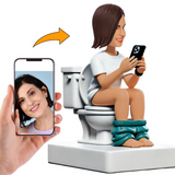 Mujer Sentada en el Baño Jugando con el Teléfono Móvil Muñecos en 3d Personalizados Regalos Divertidos