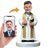 Sacerdote con Collar de Cruz Figuras 3d Personalizadas con Base Grabado